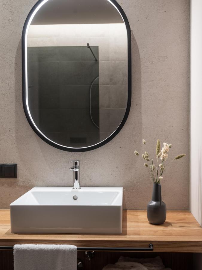 Arieshof Apartment Floronzo Екстериор снимка